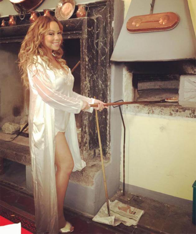 Mariah Carey cooking pizza in her lingerie via Yahoo Lifestyle